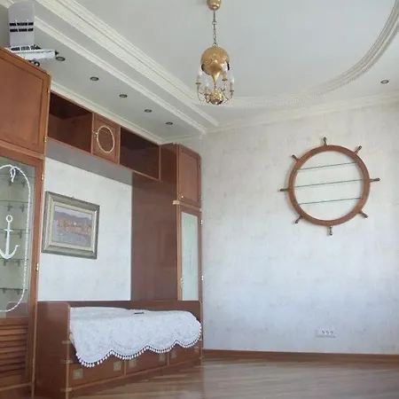 Panoramic Penthouse Apartment *